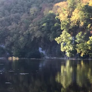 studio-sacha.midi-pyreneeshotels.com/