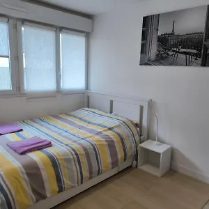 studio-paris-sud-a-cote-du-metro-apartment.fr-paris.fr/
